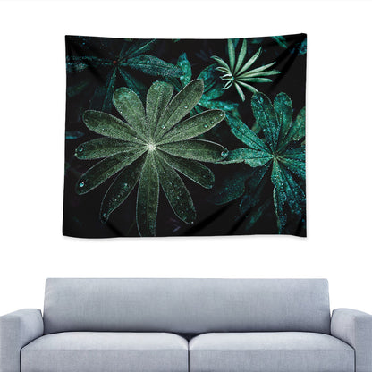 Fresh Tropical Leaf Print Tapestry