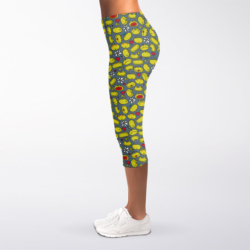 Frog Faces Pattern Print Women's Capri Leggings