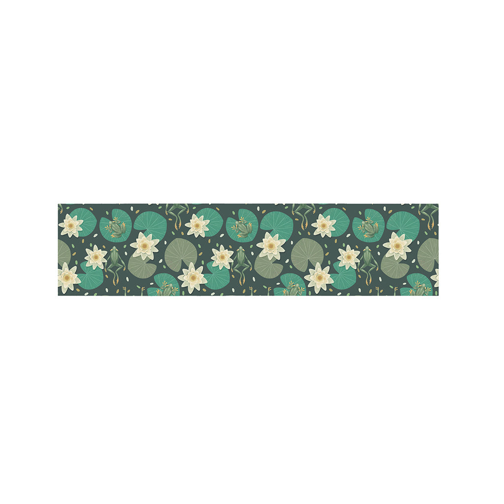 Frogs And Water Lilies Pattern Print Bed Runner