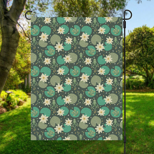 Frogs And Water Lilies Pattern Print Garden Flag