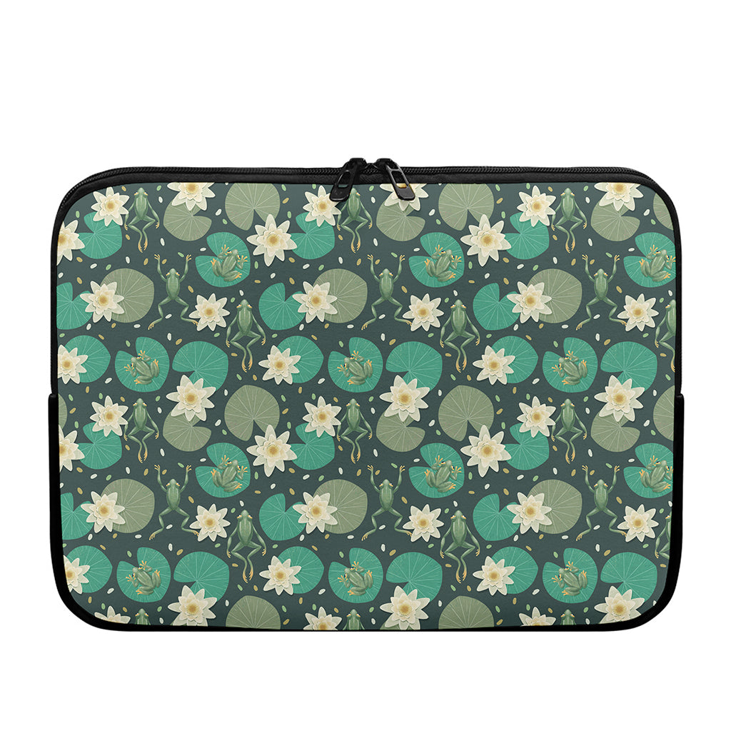 Frogs And Water Lilies Pattern Print Laptop Sleeve