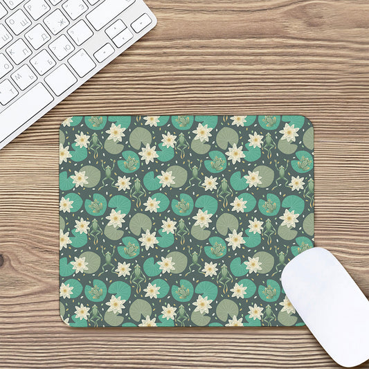 Frogs And Water Lilies Pattern Print Mouse Pad