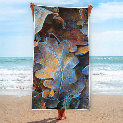 Frozen Oak leaf Print Beach Towel