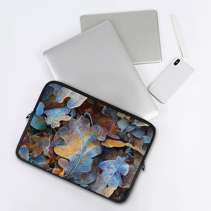 Frozen Oak leaf Print Laptop Sleeve