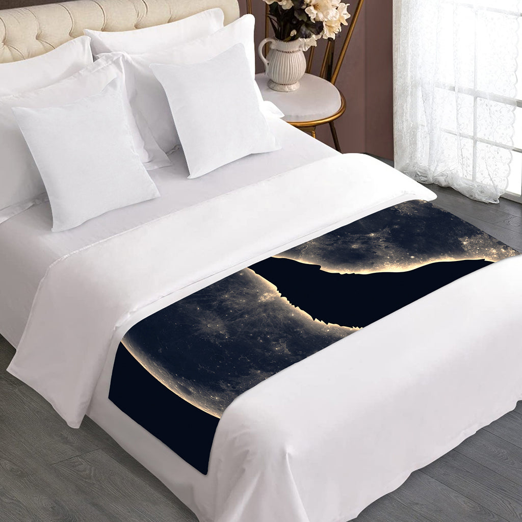 Full Moon Howling Wolf Print Bed Runner