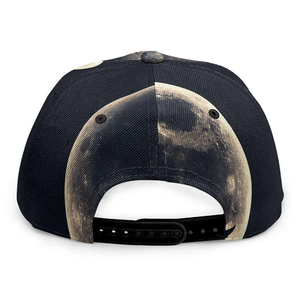 Full Moon Howling Wolf Print Snapback Cap