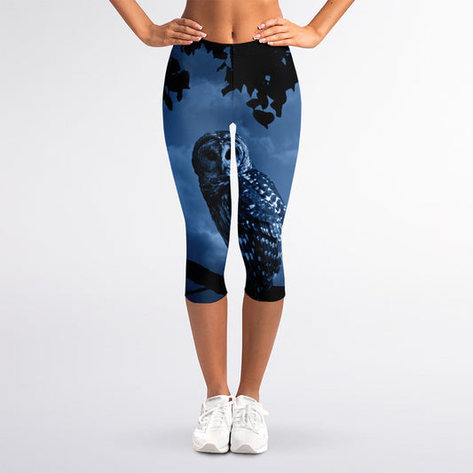 Full Moon Night Owl Print Women's Capri Leggings