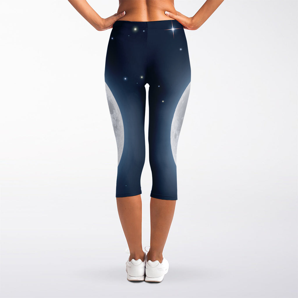 Full Moon Print Women's Capri Leggings