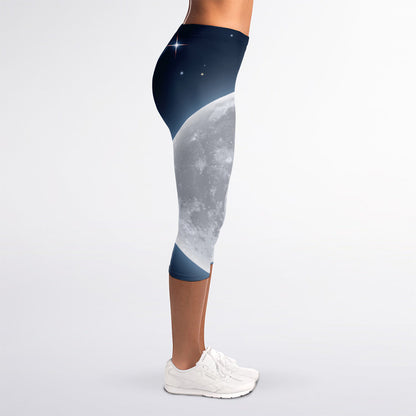 Full Moon Print Women's Capri Leggings