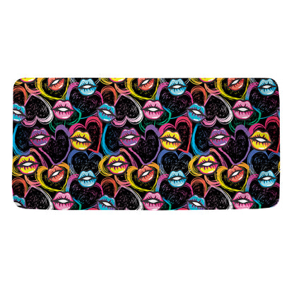 Funky Kiss Lips Pattern Print Towel