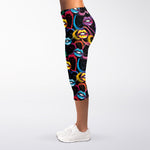 Funky Kiss Lips Pattern Print Women's Capri Leggings