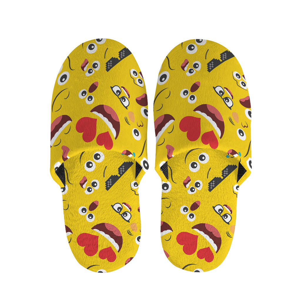 Funny Emoji Pattern Print Slippers