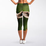 Funny Giraffe Print Women's Capri Leggings