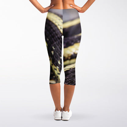 Garter Snake Print Women's Capri Leggings