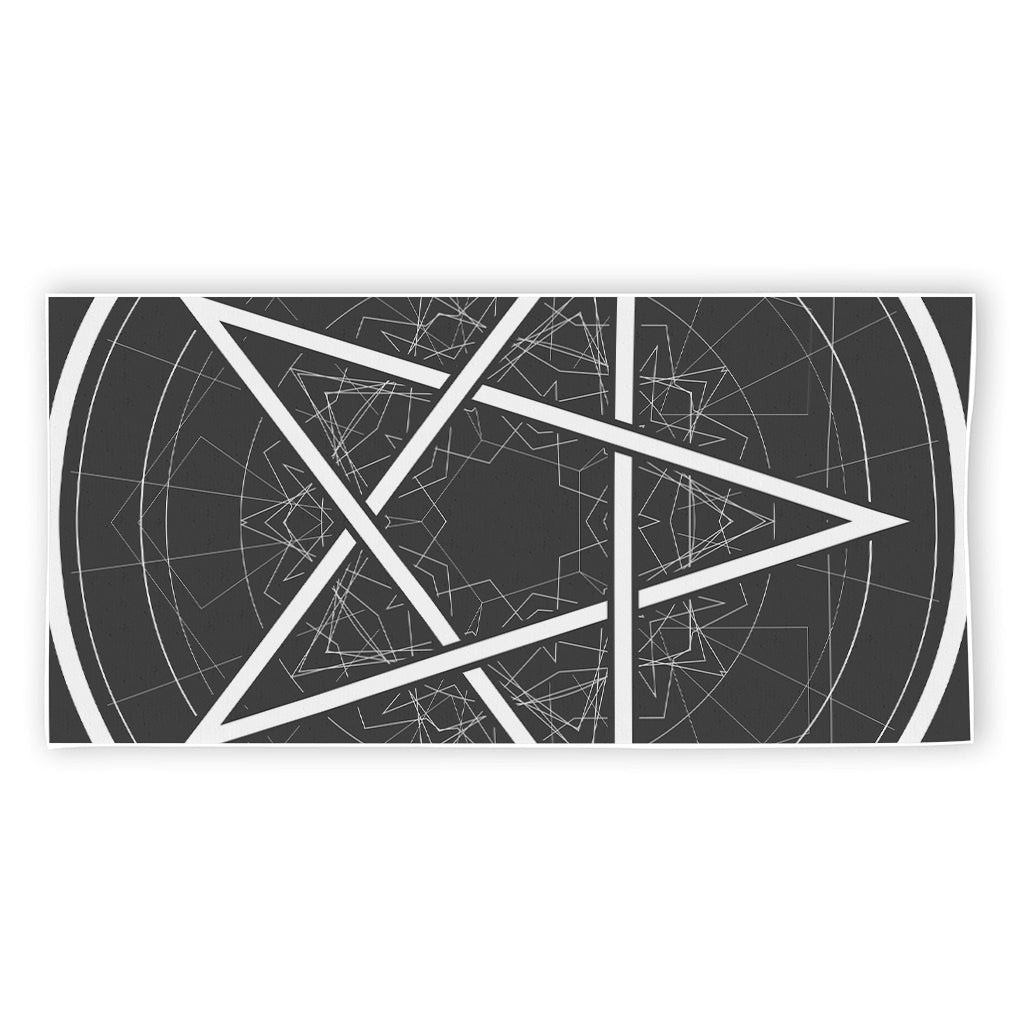 Geometric Inverted Pentagram Print Beach Towel