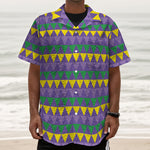 Geometric Mardi Gras Pattern Print Textured Short Sleeve Shirt