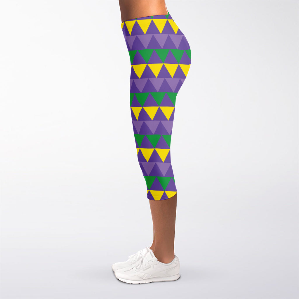 Geometric Mardi Gras Pattern Print Women's Capri Leggings