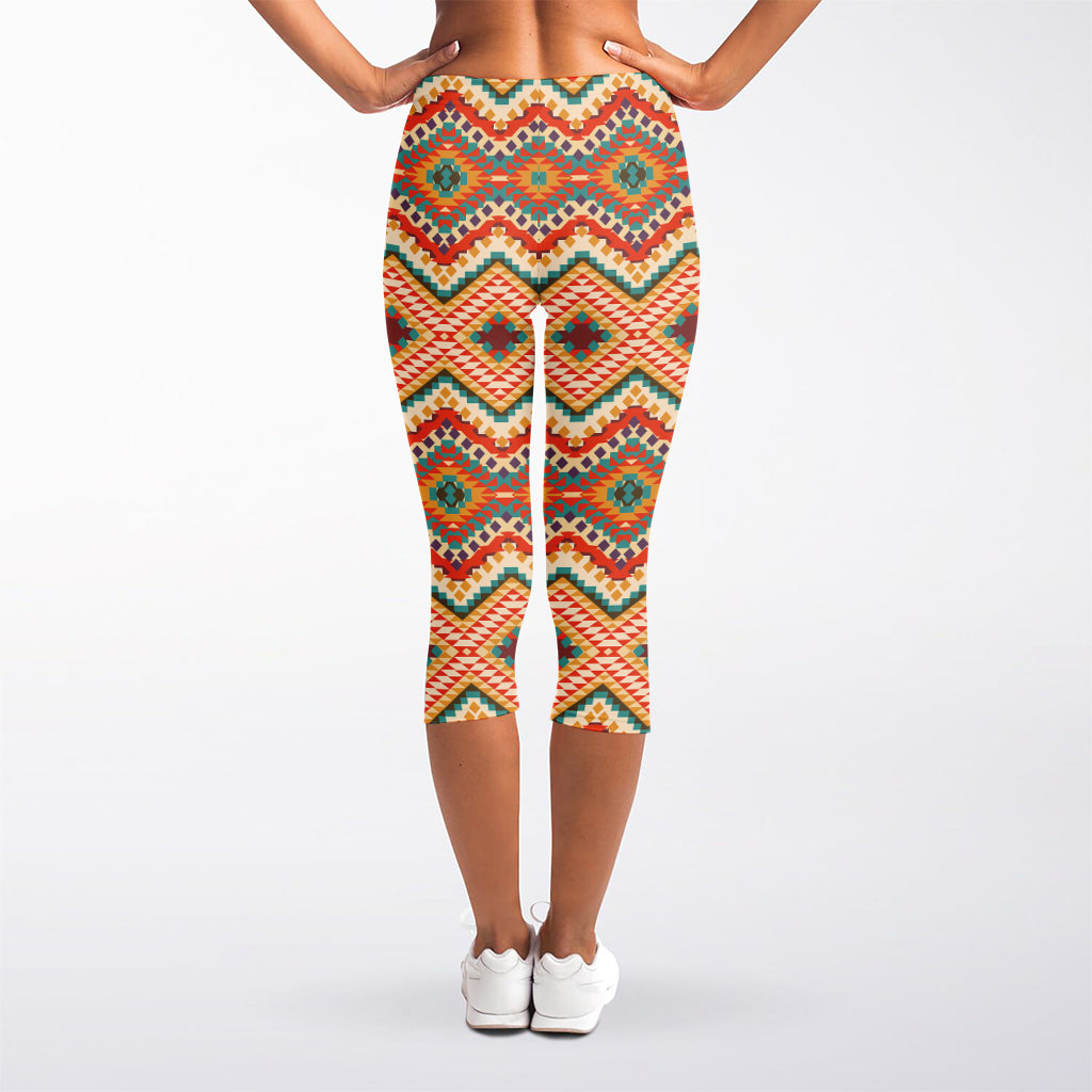 Geometric Navajo Pattern Print Women's Capri Leggings