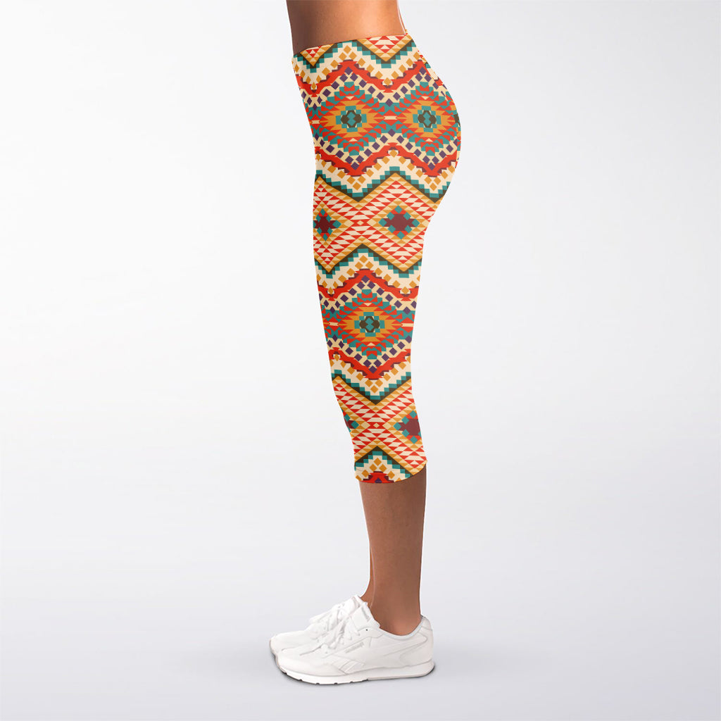 Geometric Navajo Pattern Print Women's Capri Leggings