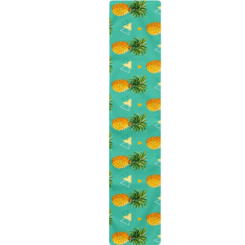 Geometric Pineapple Pattern Print Table Runner