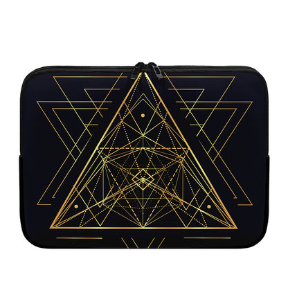 Geometric Pyramid Print Laptop Sleeve
