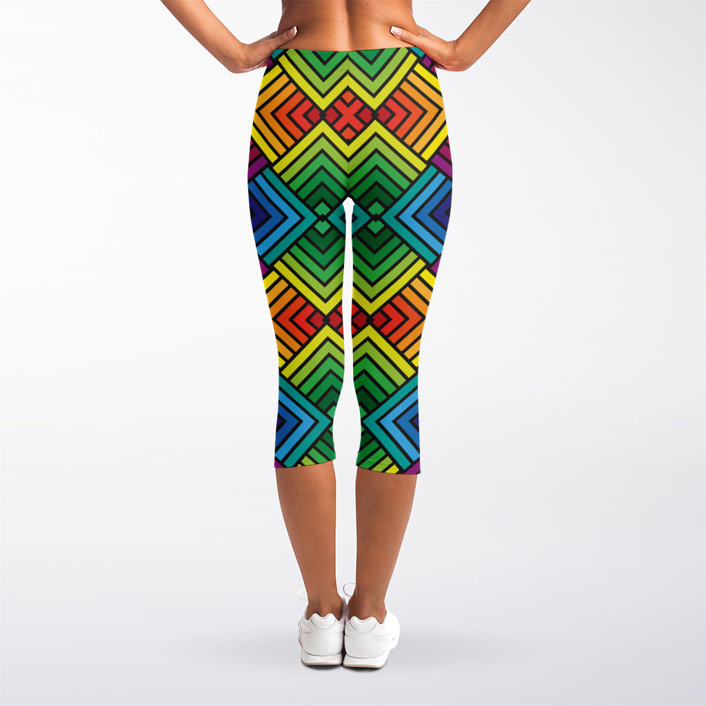 Geometric Rainbow Pattern Print Women's Capri Leggings