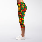Geometric Reggae Pattern Print Women's Capri Leggings