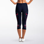 Geometric Samurai Mask Print Women's Capri Leggings
