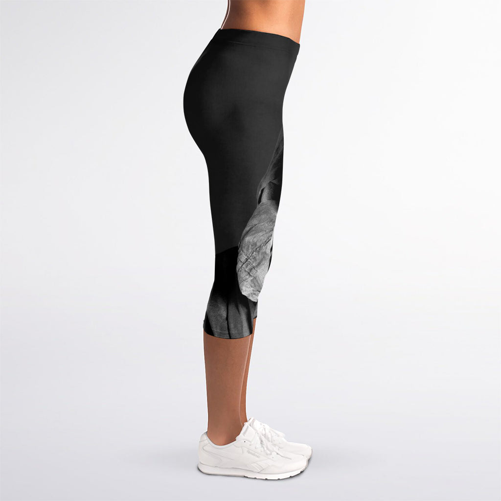 Ghost In The Darkness 3D Print Women's Capri Leggings