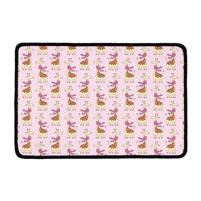Giraffe With Scarf Pattern Print Kitchen Mat