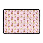 Giraffe With Scarf Pattern Print Kitchen Mat