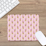 Giraffe With Scarf Pattern Print Mouse Pad