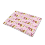 Giraffe With Scarf Pattern Print Pet Cooling Mat Cover