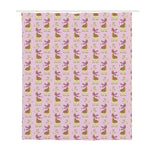 Giraffe With Scarf Pattern Print Polyester Shower Curtain
