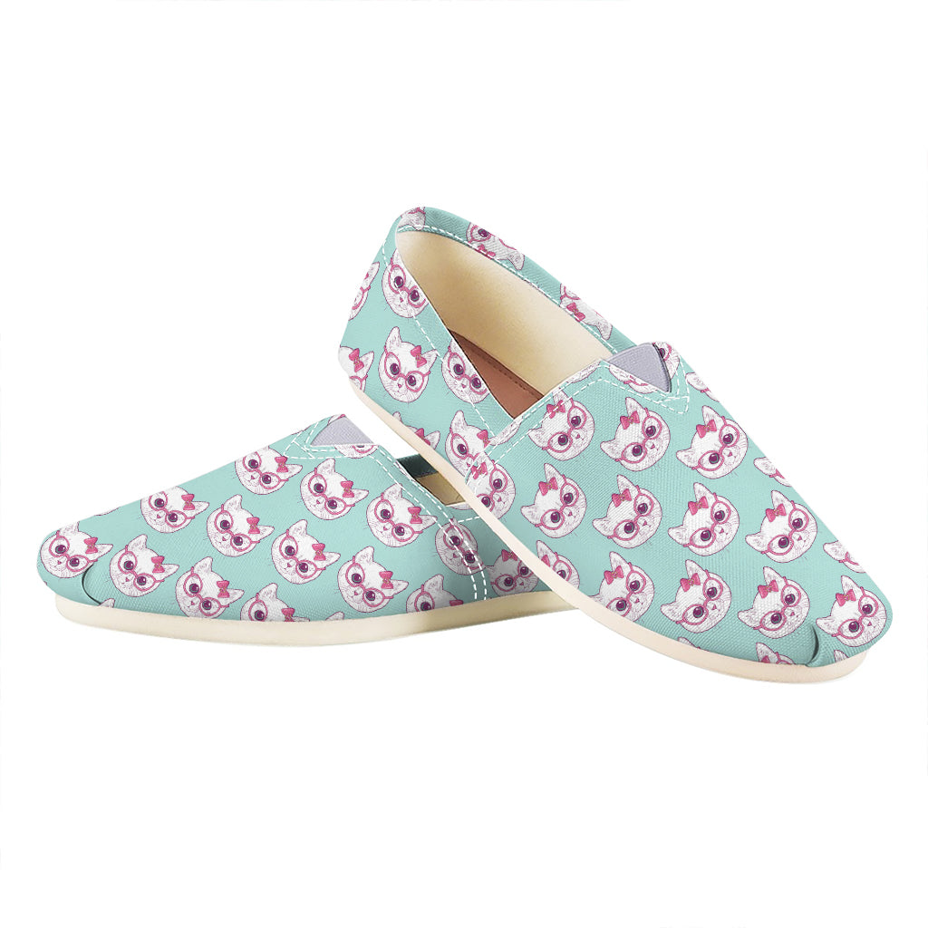 Girly Cat With Glasses Pattern Print Casual Shoes