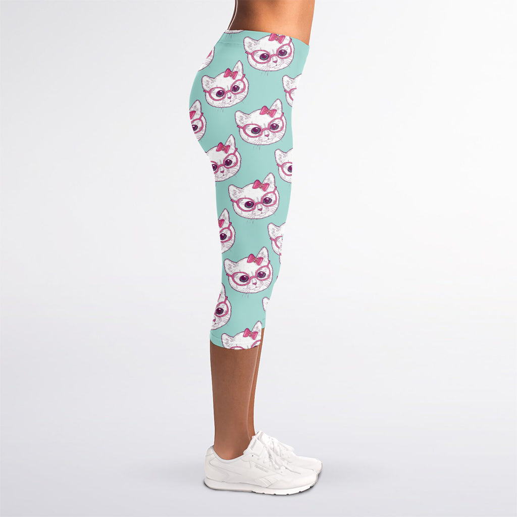 Girly Cat With Glasses Pattern Print Women's Capri Leggings