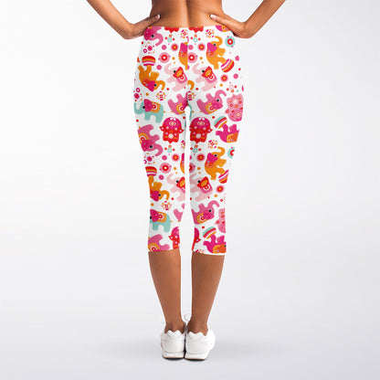 Girly Elephant And Hamsa Pattern Print Women's Capri Leggings