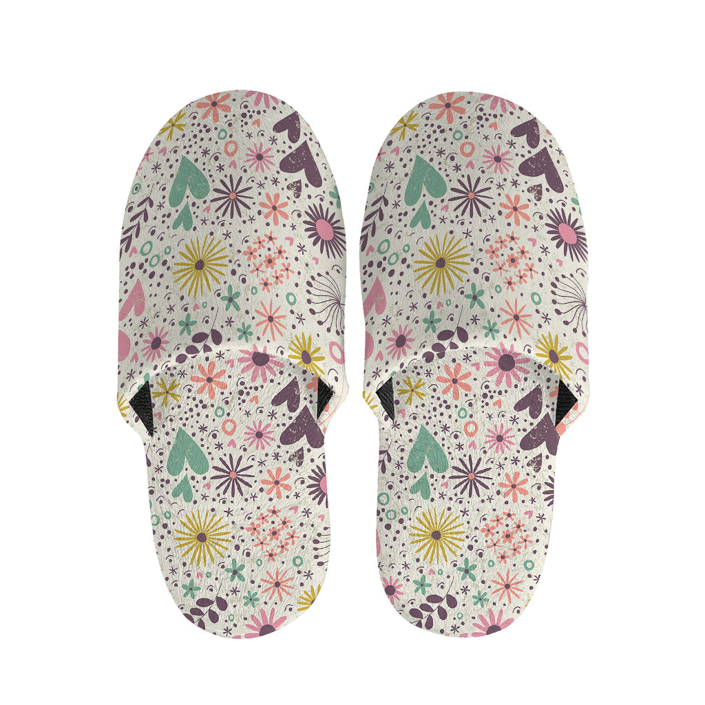 Girly Heart And Flower Pattern Print Slippers