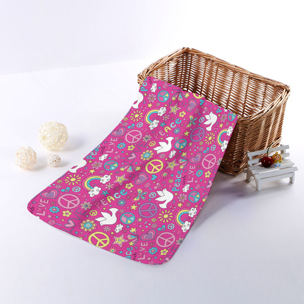 Girly Peace Sign And Love Pattern Print Towel