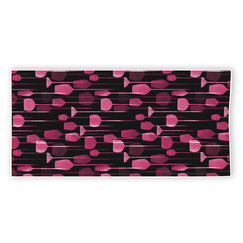 Glasses Of Wine Print Beach Towel