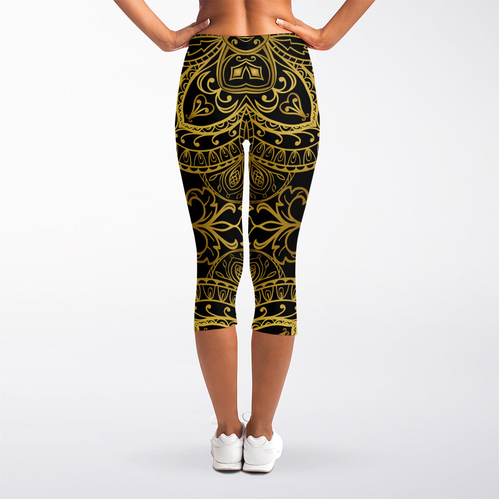 Gold And Black Mandala Print Women's Capri Leggings