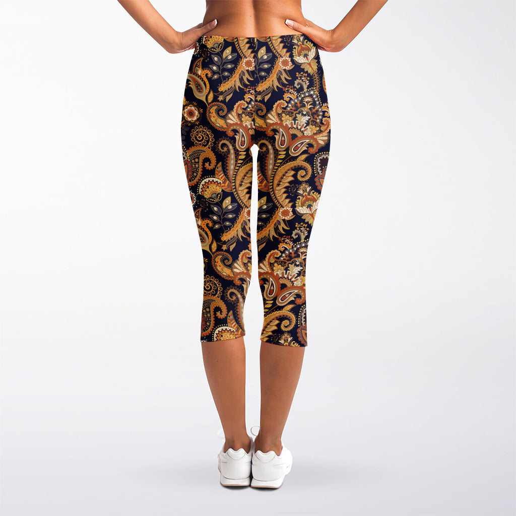 Gold And Blue Paisley Pattern Print Women's Capri Leggings