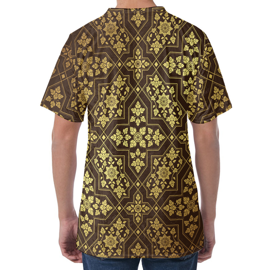 Gold And Brown Thai Pattern Print Men's Velvet T-Shirt