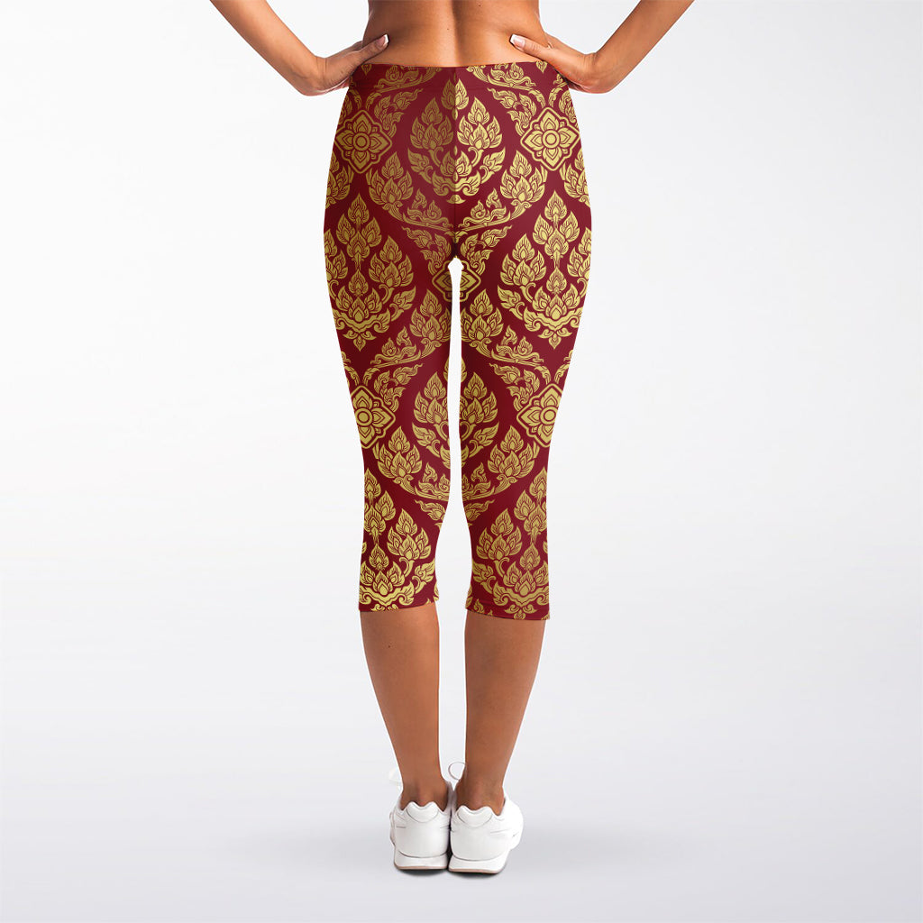Gold And Red Thai Pattern Print Women's Capri Leggings