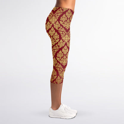 Gold And Red Thai Pattern Print Women's Capri Leggings