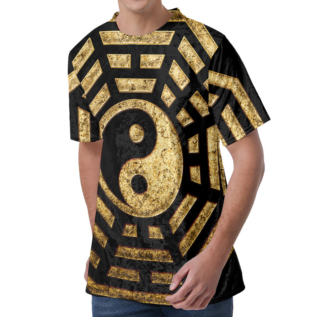 Gold Bagua Yin Yang Print Men's Velvet T-Shirt