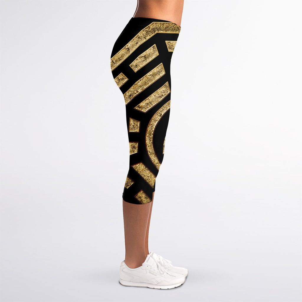 Gold Bagua Yin Yang Print Women's Capri Leggings