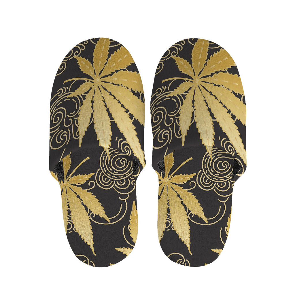 Gold Cannabis Leaf Pattern Print Slippers