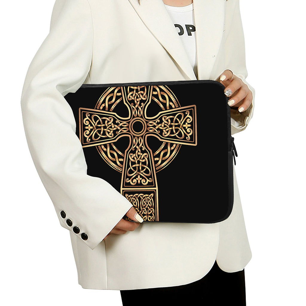 Gold Celtic Knot Cross Print Laptop Sleeve