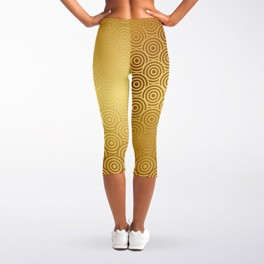 Gold Chinese Pattern Print Women's Capri Leggings